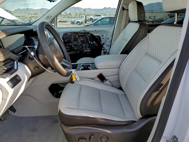 GMC Acadia Denali Image 4