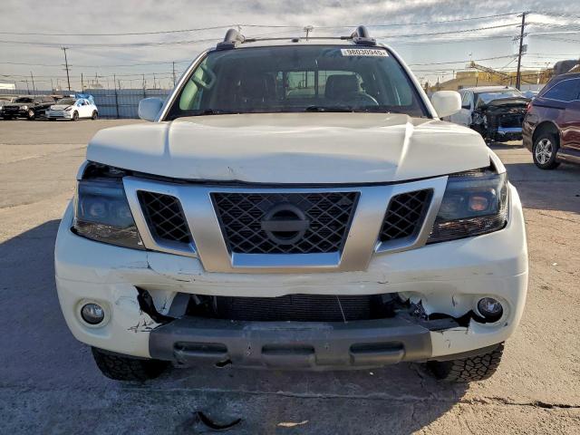Nissan Frontier S Image 9