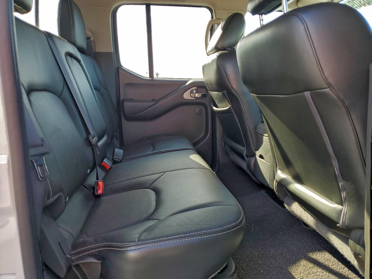 Nissan Frontier S Image 3