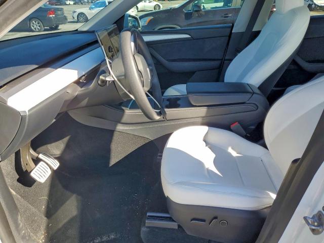 Tesla Model Y Image 5