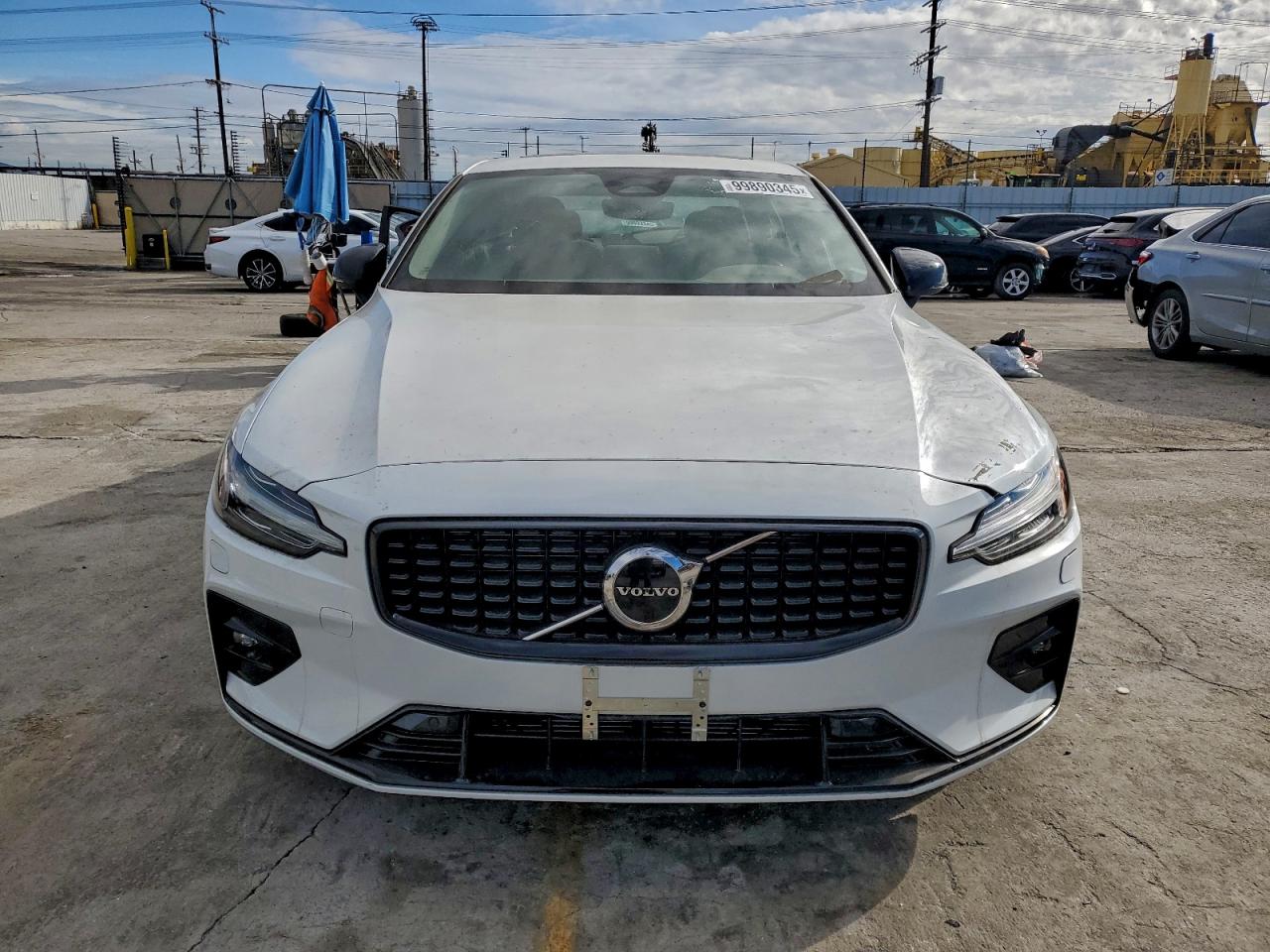 Volvo S60 Core Core Image 4