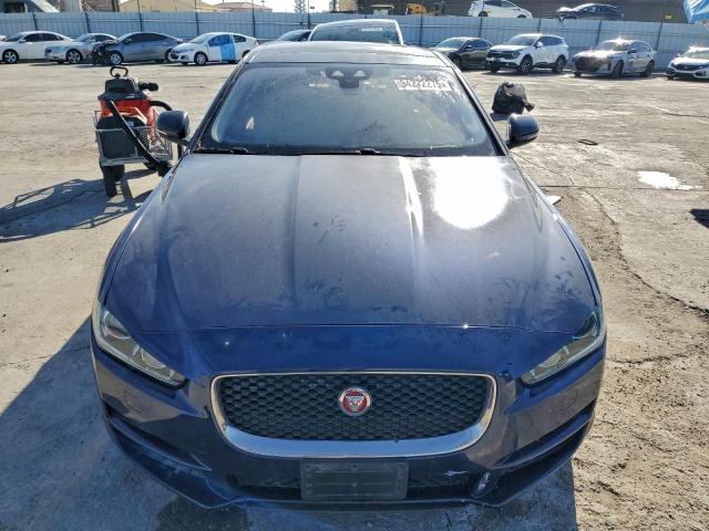 Jaguar XE Prestige Image 7