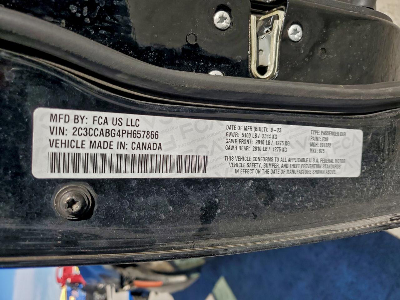 Chrysler 300 S Image 9