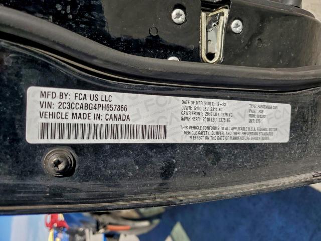 Chrysler 300 S Image 9