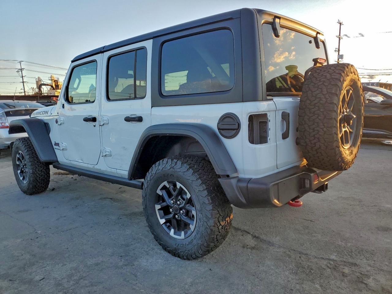Jeep Wrangler Rubicon Image 11
