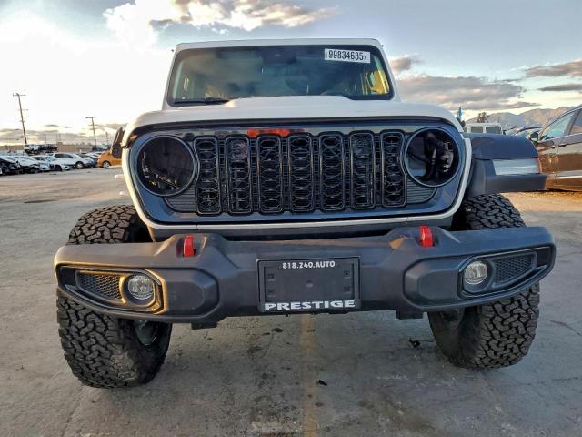 Jeep Wrangler Rubicon Image 4