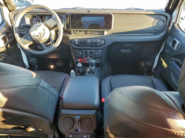 Jeep Wrangler Rubicon Image 5