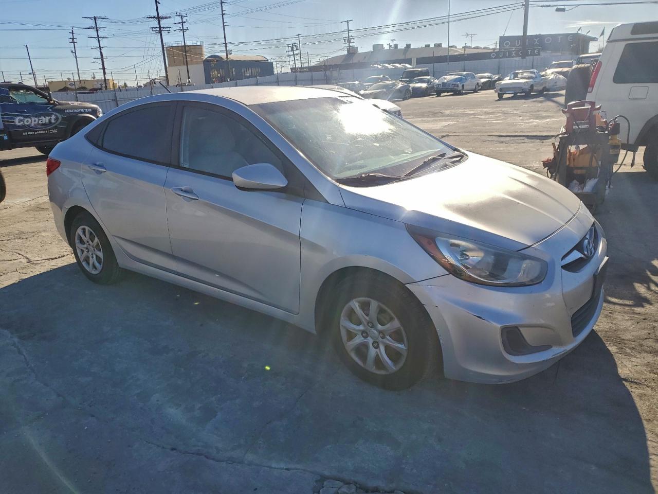 Hyundai ACCENT Gls Image 7
