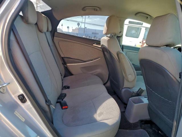 Hyundai ACCENT Gls Image 6